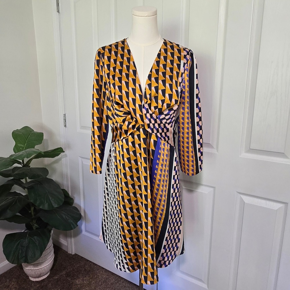 Bar III Geometric Mixed Print Dress Womens Large Multicolor Twist Front‎ V-Neck
